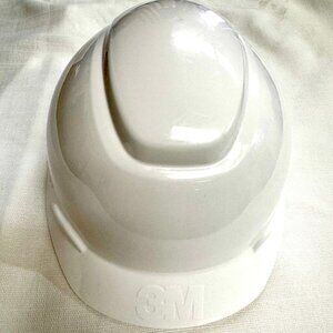 NWOT-3M White Hard Hat